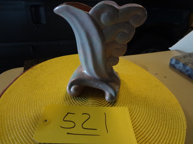 lot 521 image: PinkGreen Vase