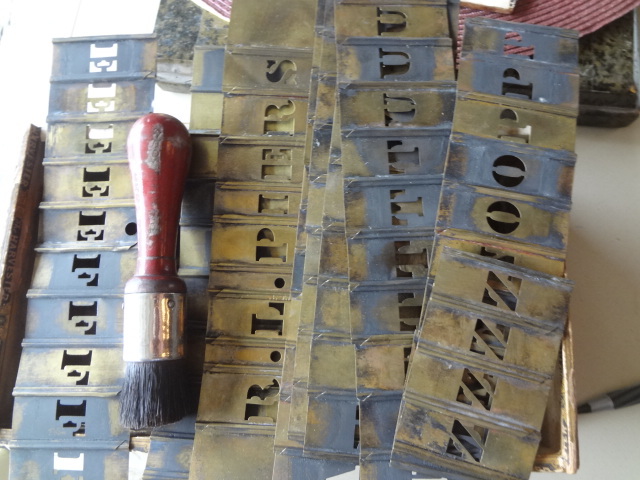 lot 540 image: Antique Brass Stencil Set