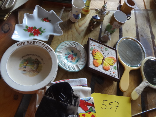 lot 557 image: Porcelain Smalls, Bakelite Mirrors, Textiles