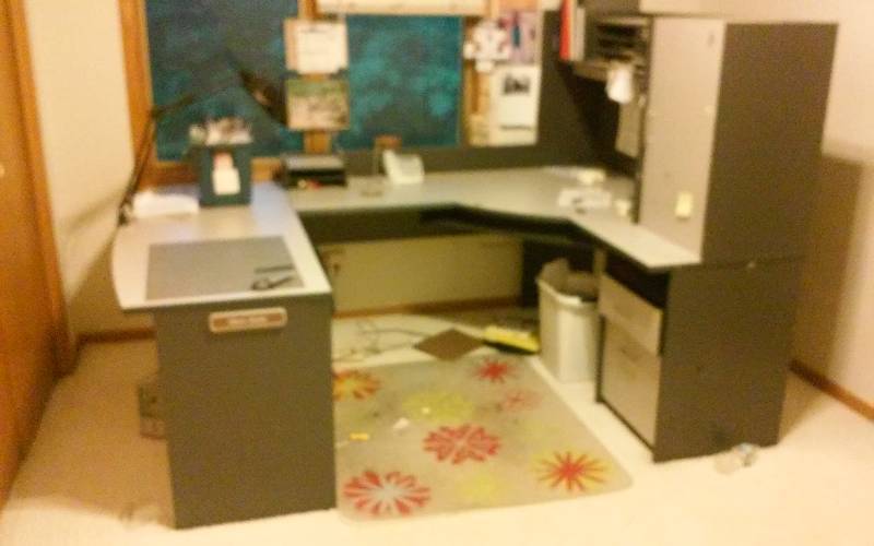 lot 351 image: Desk
