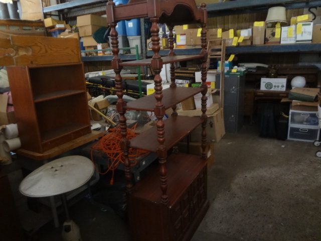 lot 656 image: Wood Shelf