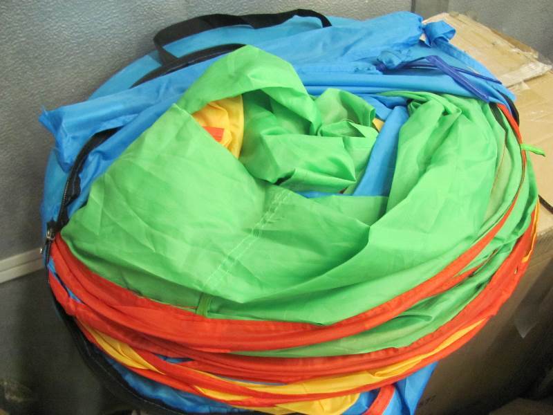 Action Play Tent and Tunnel