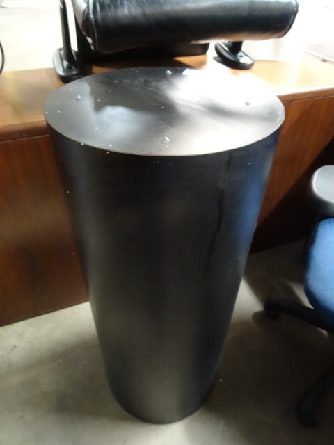 Pedestal Riser