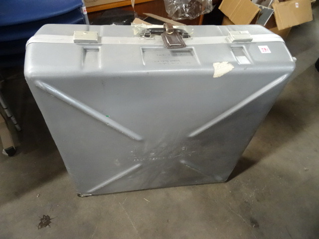 Shipping Case