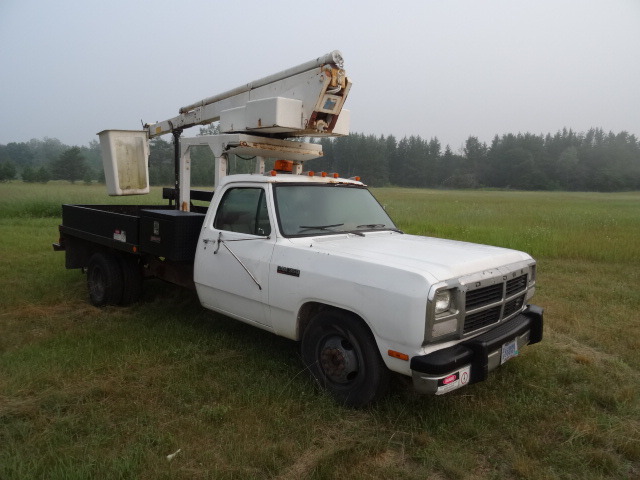 1993 Dodge Ram 350 Bucket truck.