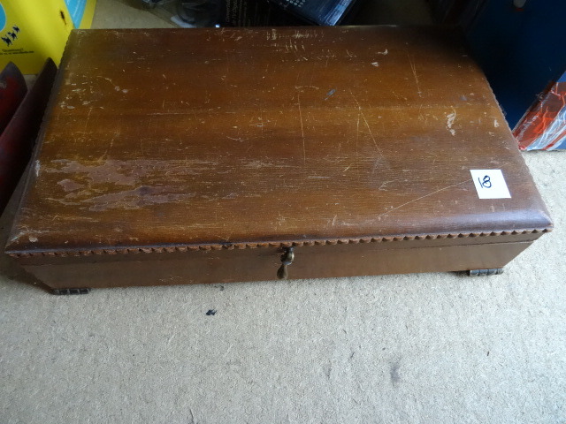 lot 18 image: cedar box