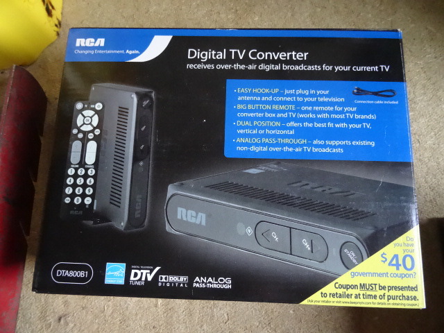 lot 19 image: RCA Digital TV Converter