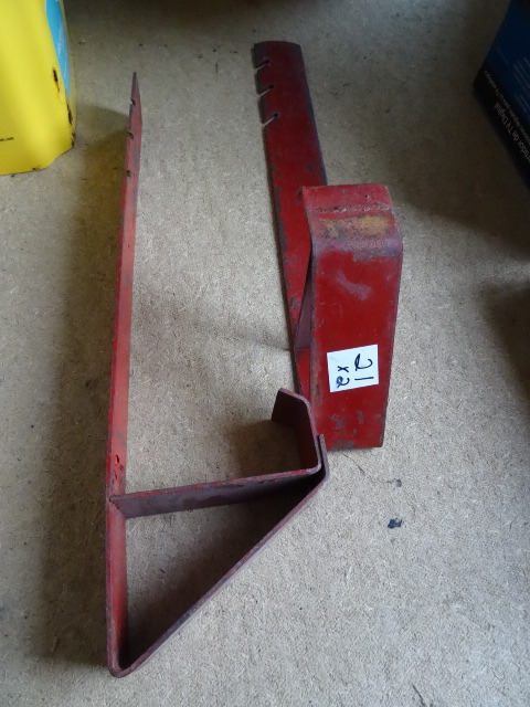 lot 21 image: Roofing toe hold