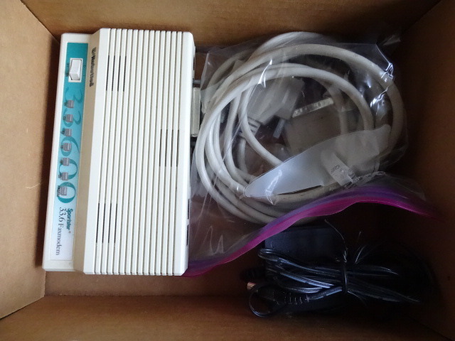 lot 29 image: US Robotics 33.6 FaxModem