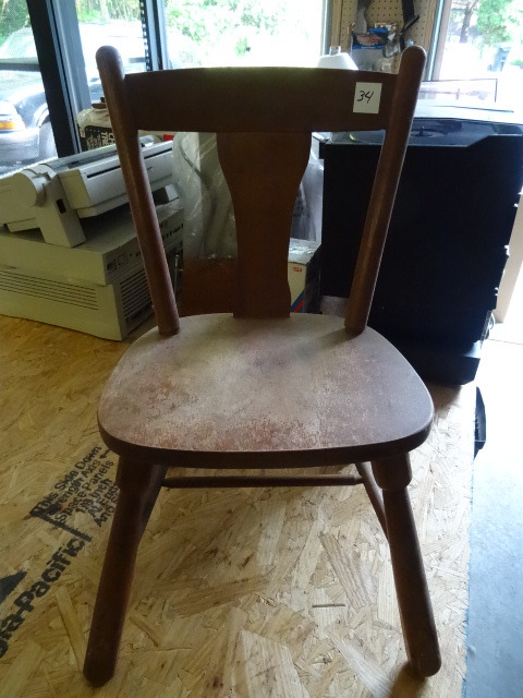 lot 34 image: Wooden Childs Chair
