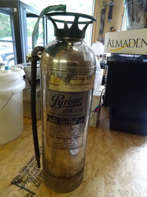 lot 49 image: Pyrene Fire Extinguisher