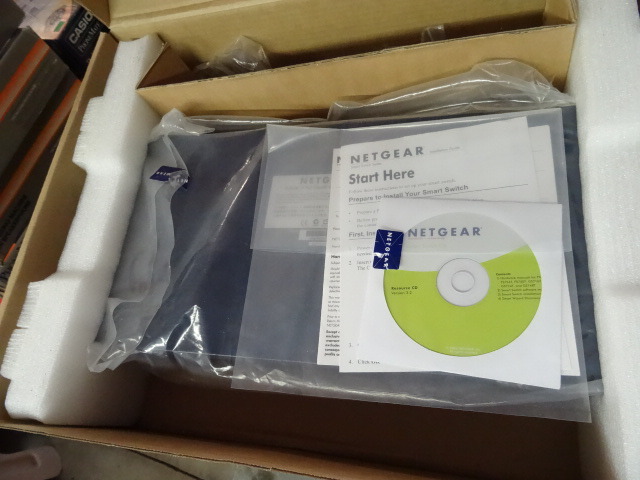 lot 72 image: NetGear Prosafe 16 Port Gigabit Smart Switch