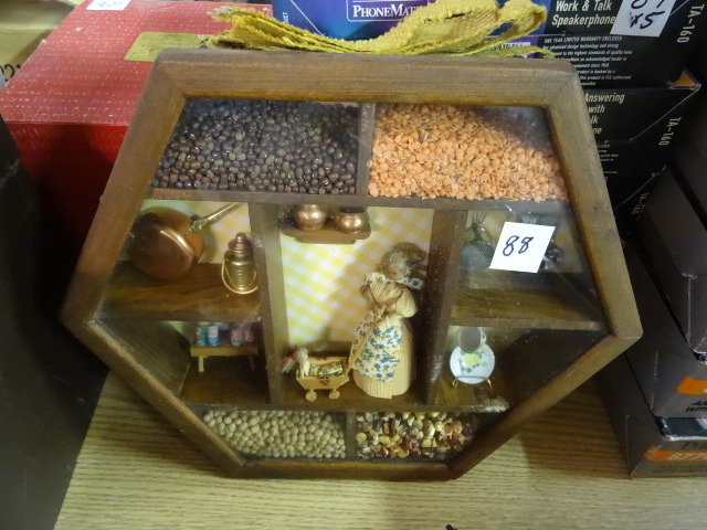 lot 88 image: Shadow Box