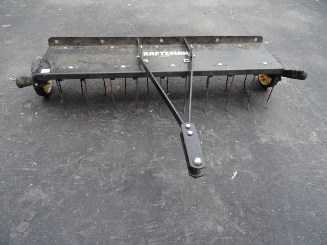 lot 112 image: Craftsman Dethatcher