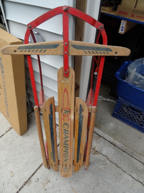lot 114 image: Vintage Snow Sled
