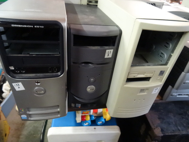 lot 133 image: Computers (3)