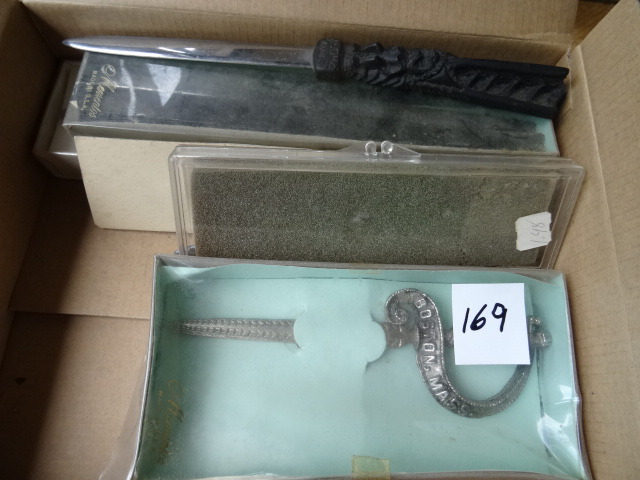 lot 169 image: Vintage Letter Openers