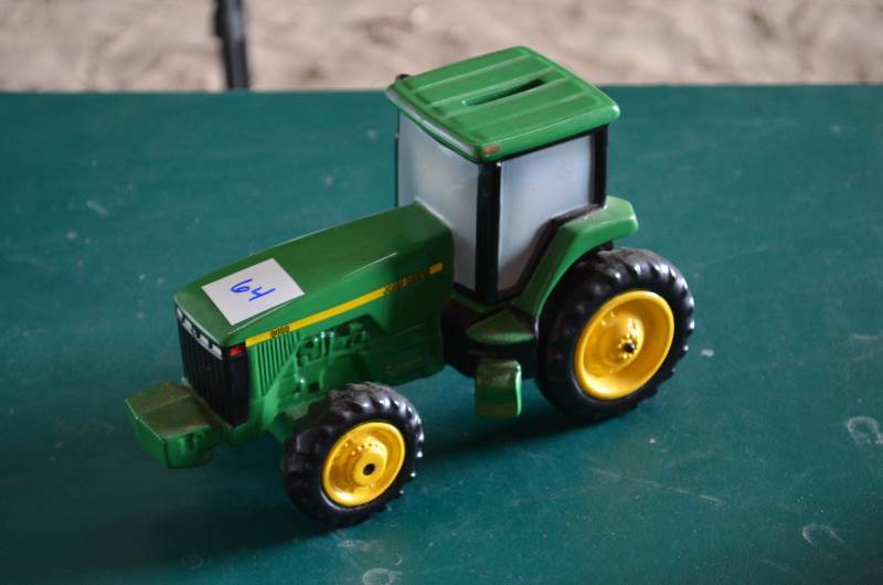 John Deere Tractor Bank