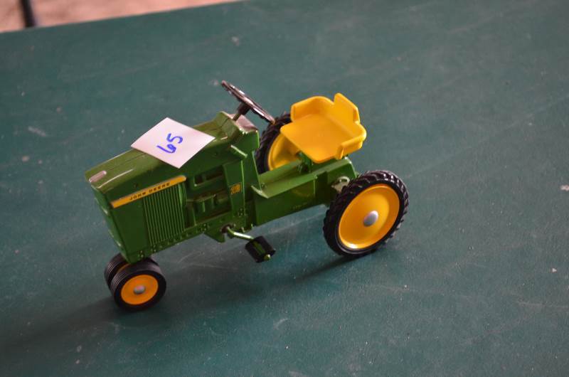 John Deere Pedal Tractor
