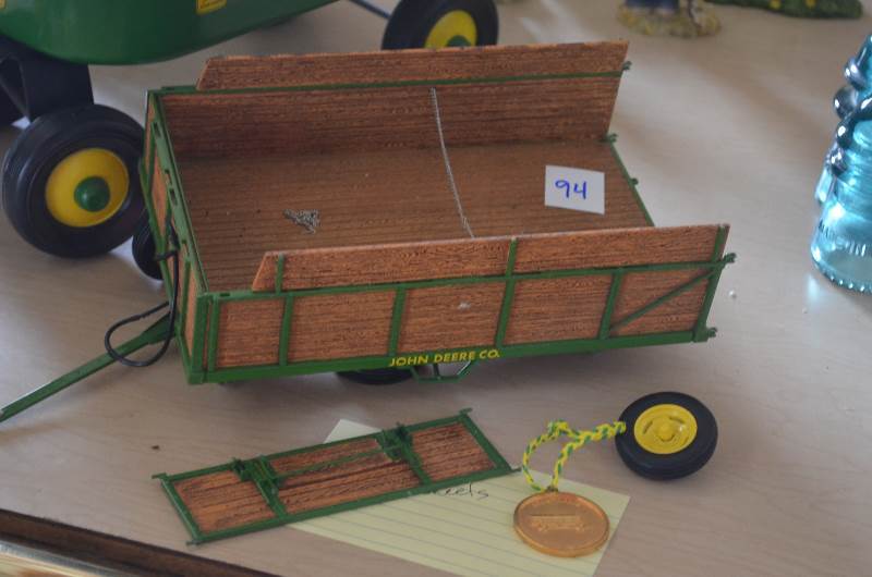John Deere Company Barge Wagon