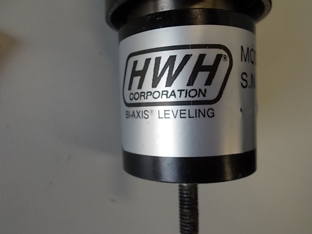 lot 219 image: HWH Model AP36084 Hydraulic Levelin...