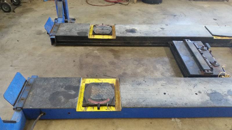 lot 1 image: Forward 12000 lb. Open Front Drive-...