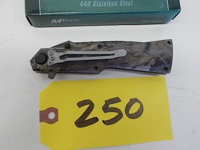 lot 250 image: M-Tech MT-369 Lock Blade Knife...