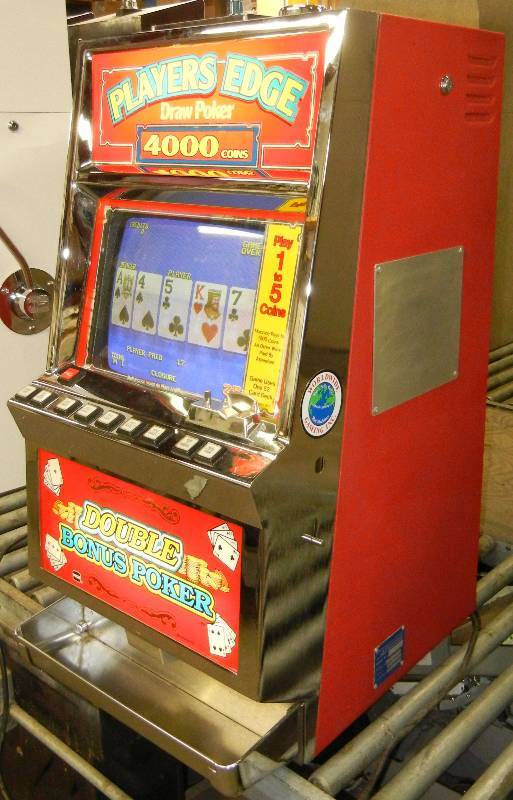 lot 1001 image: IGT VIDEO POKER SLOT MACHINE  DOUBLE BONUS POKER