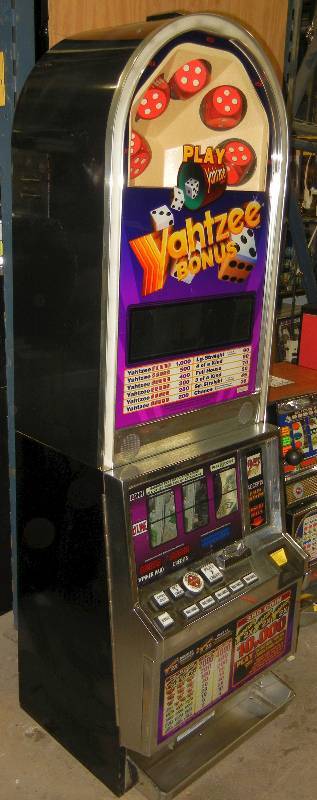 lot 1008 image: MIKOHN REEL SLOT MACHINE YAHTZEE BONUS