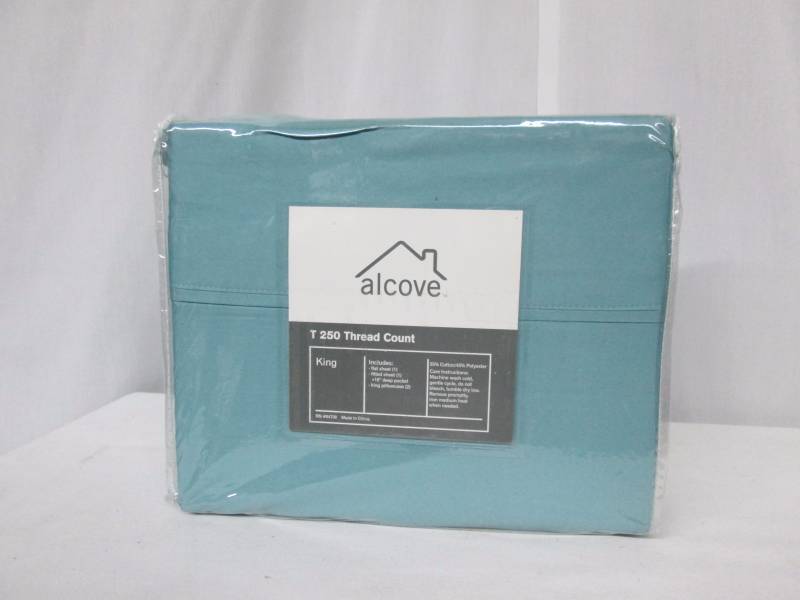 lot 78 image: Alcove 250TC Oversized Cotton Rich Sheet Set - King