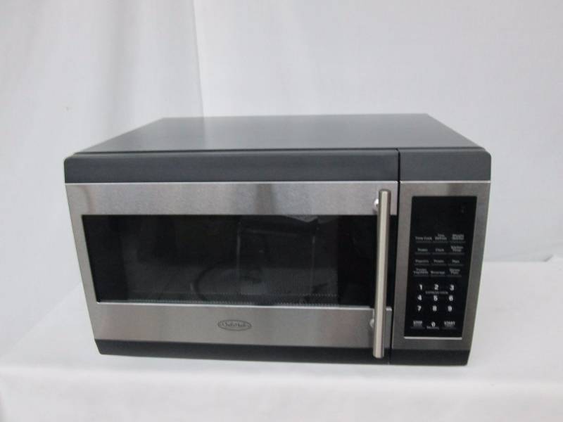 lot 40 image: Chefs Mark 1.3 cu. ft. 1000-Watt Microwave
