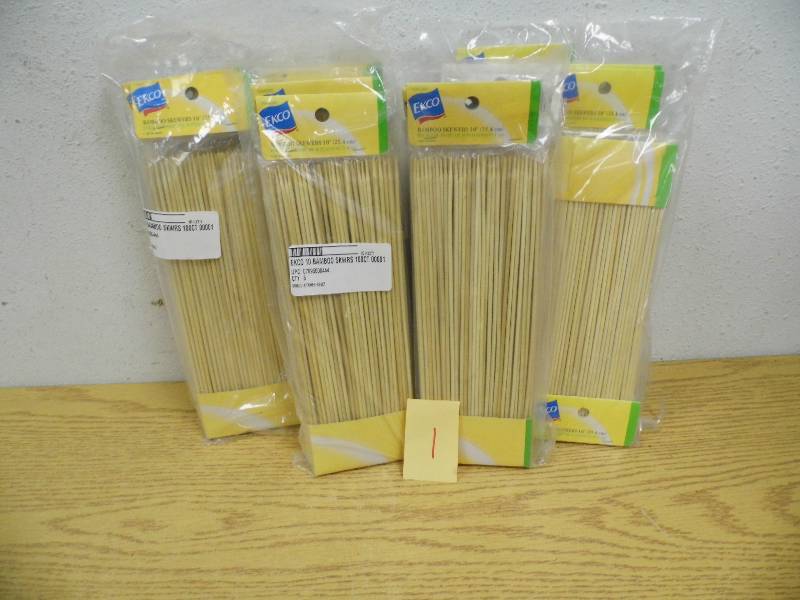 lot 1 image: 18 New Packs of Bamboo Scerwers