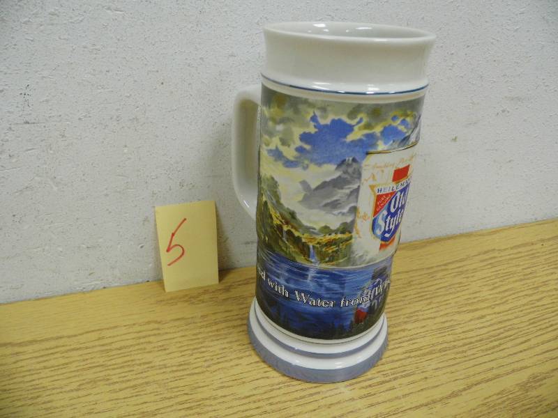 lot 5 image: Stein - Old Style