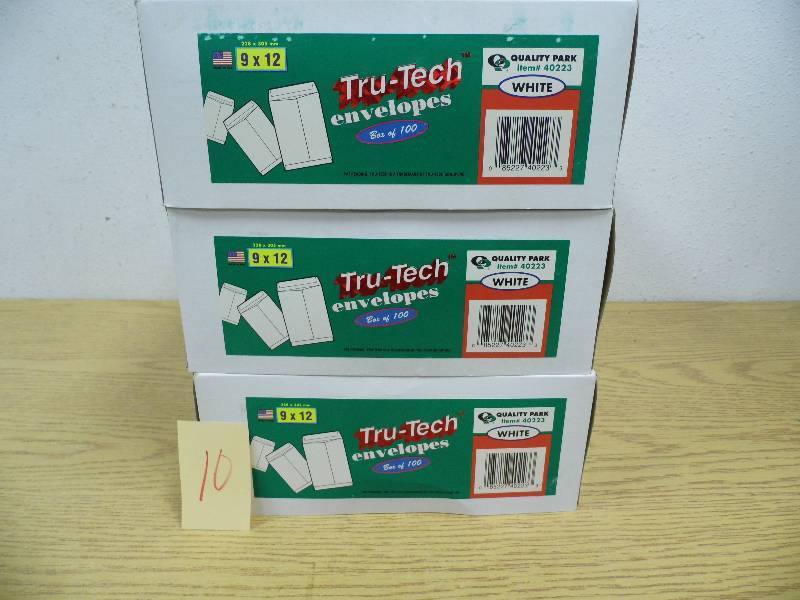 lot 10 image: 3 Cases of 9 x 12 White Envelopes