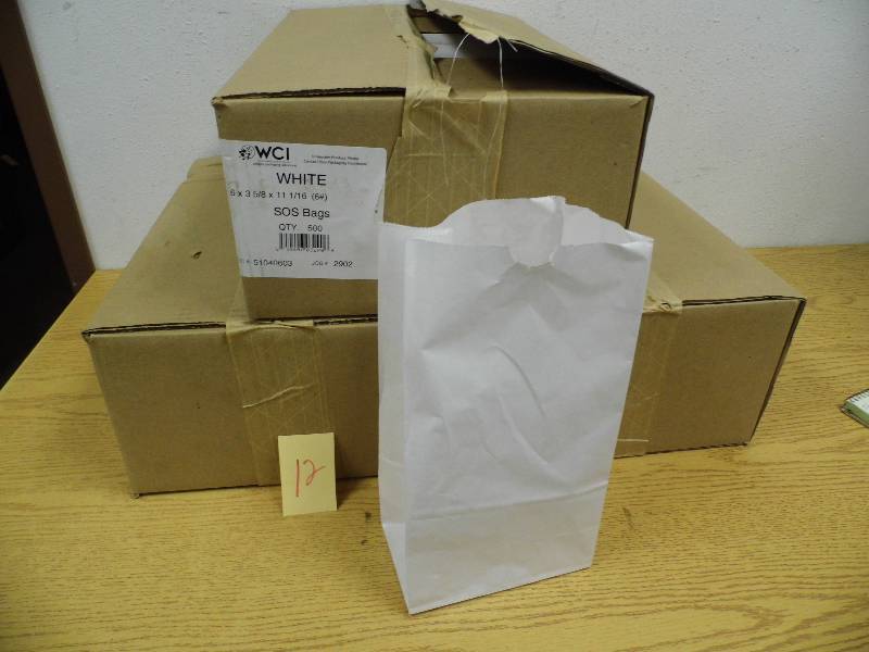 lot 12 image: 3 Cases of #6 Bags