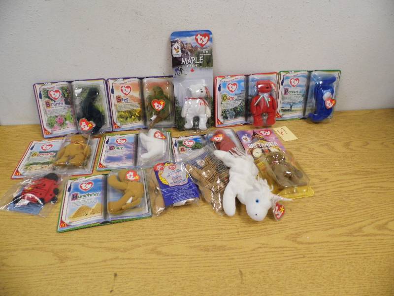 lot 67 image: Beanie Babiees