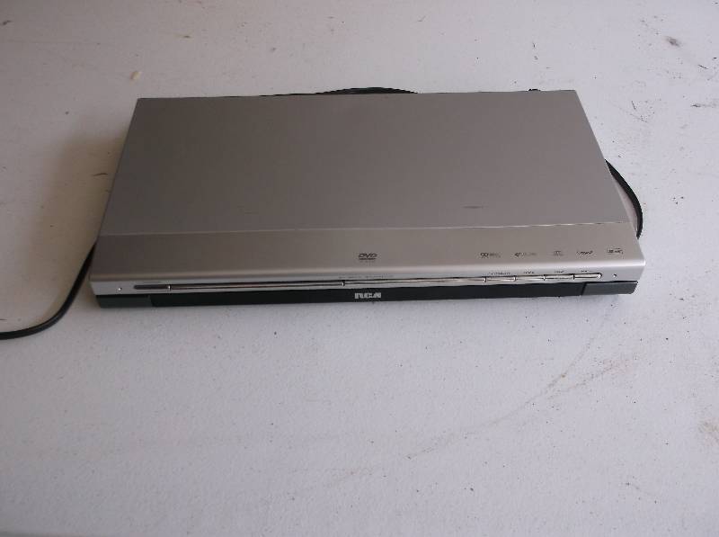 lot 54 image: CDDVD player