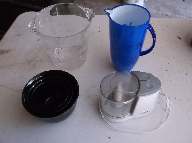 lot 62 image: Misc Kitchen items