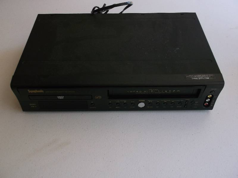 lot 76 image: VHSDVD Player