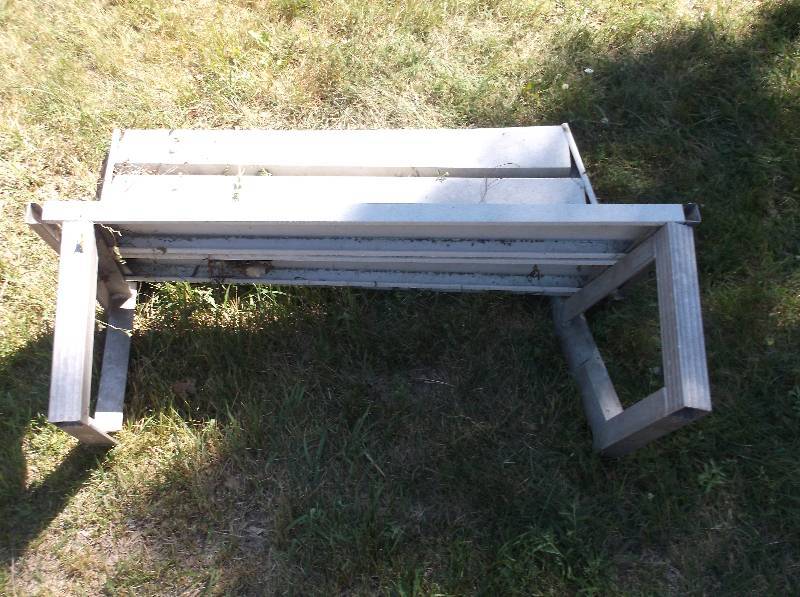 lot 126 image: Bench