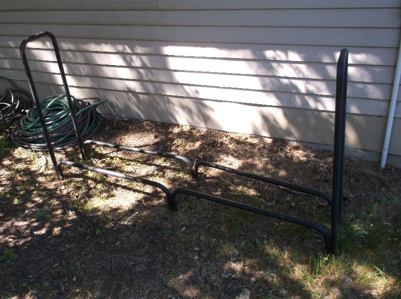 lot 127 image: Firewood rack