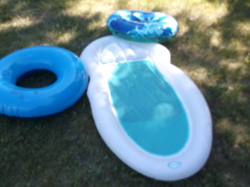 lot 134 image: Floaty