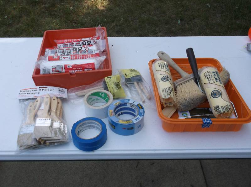 lot 154 image: painting supplies