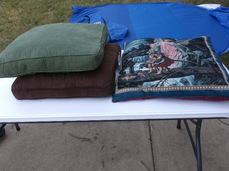 lot 198 image: Household