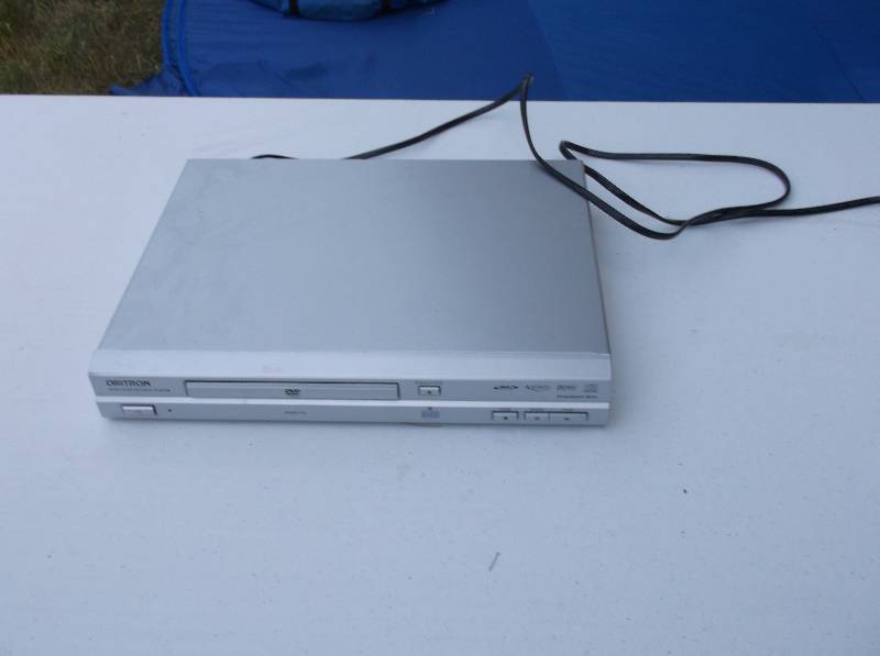 lot 207 image: Electronics