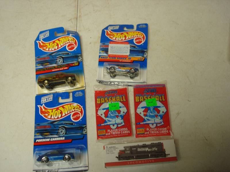 lot 56 image: Lot Of Hot Wheel Cars And Baseball Cards