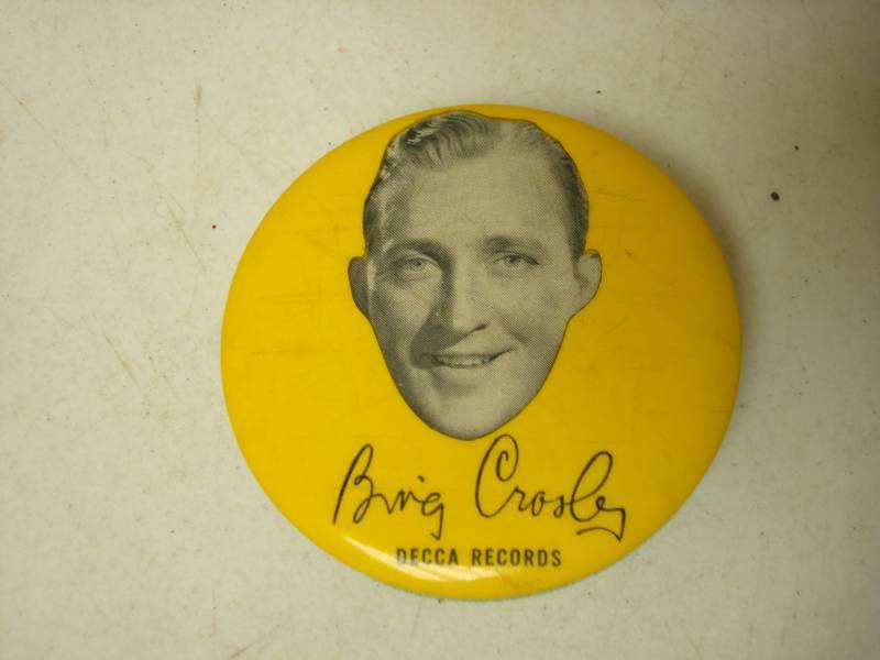 lot 100 image: Vintage Bing Crosby Lint Brush Duster