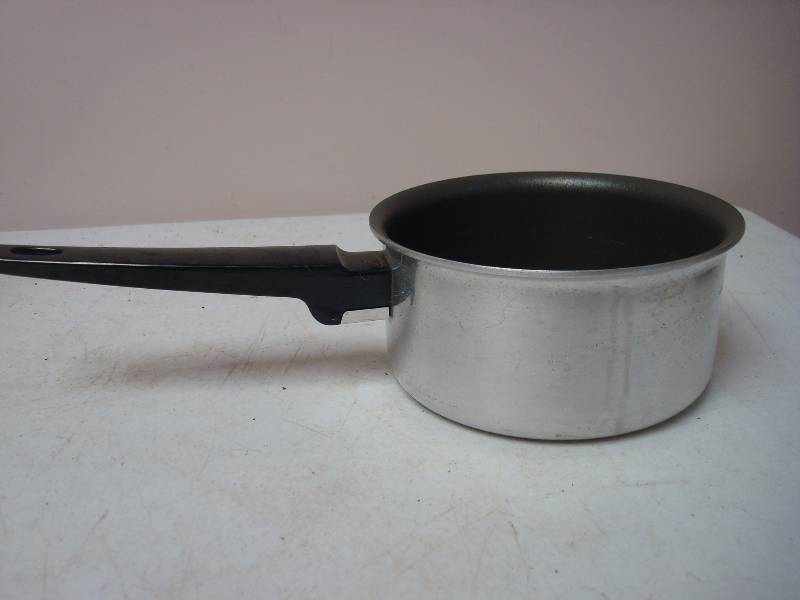 lot 110 image: Regal Sauce Pan, 1qt, Used, Some Wear