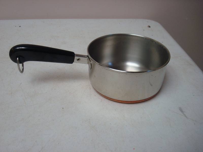 lot 112 image: Revere Ware Copper Clad Sauce Pan, Some Wear, 1qt
