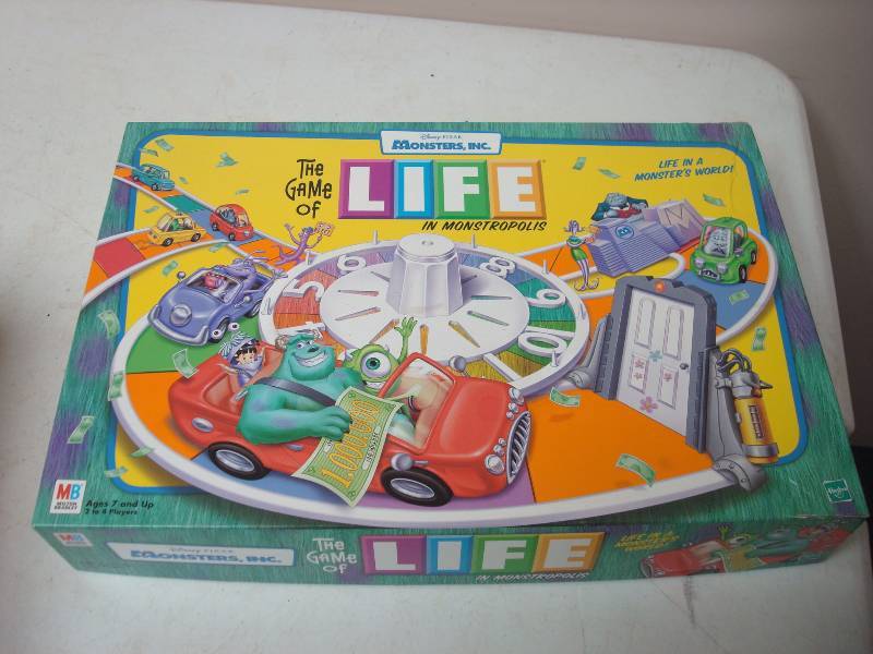 lot 118 image: Monster Inc. Game Of Life Board Game